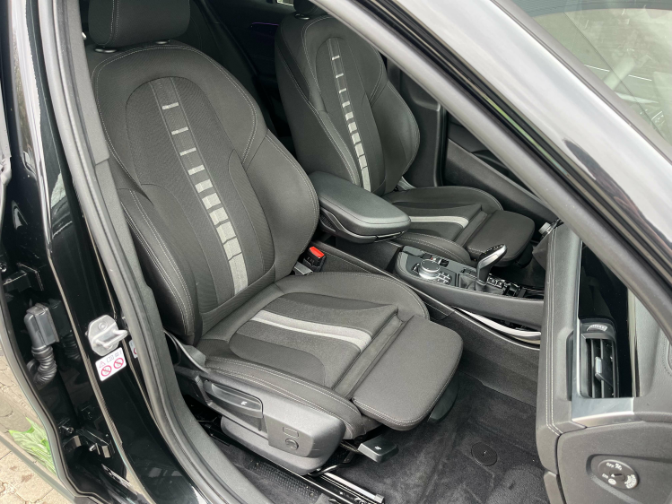 BMW X2 2.0iA sDrive20 Full-LED/HUD/Camera/Sportzetels/... Leconte Motors