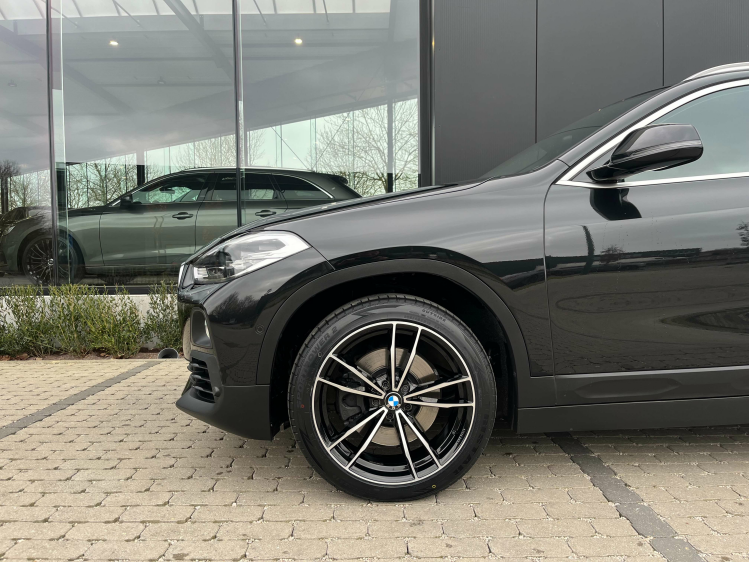 BMW X2 2.0iA sDrive20 Full-LED/HUD/Camera/Sportzetels/... Leconte Motors