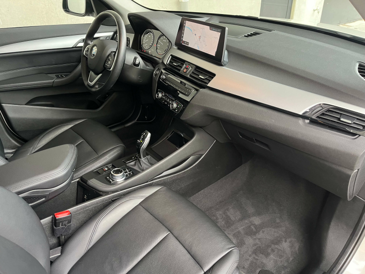 BMW X1 1.5iA sDrive18 Full-LED/Panodak/Leder/Carplay/CAM Leconte Motors