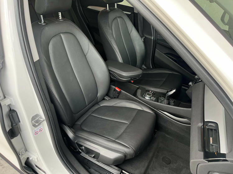 BMW X1 1.5iA sDrive18 Full-LED/Panodak/Leder/Carplay/CAM Leconte Motors