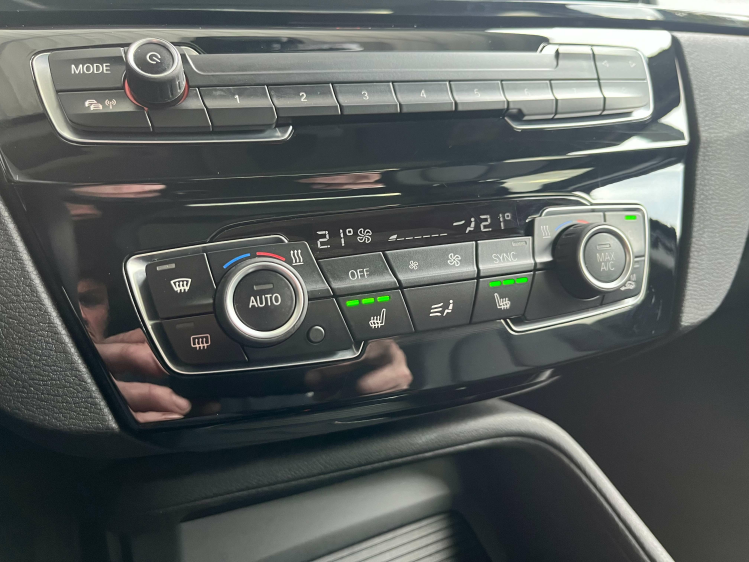 BMW X1 1.5iA sDrive18 Full-LED/Panodak/Leder/Carplay/CAM Leconte Motors