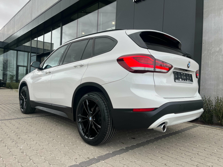 BMW X1 1.5iA sDrive18 Full-LED/Panodak/Leder/Carplay/CAM Leconte Motors