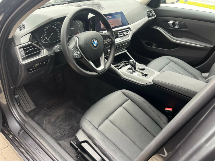 BMW 318 Touring 318iA Leder/Gps-Pro/Carplay/Camera/Cruise Leconte Motors
