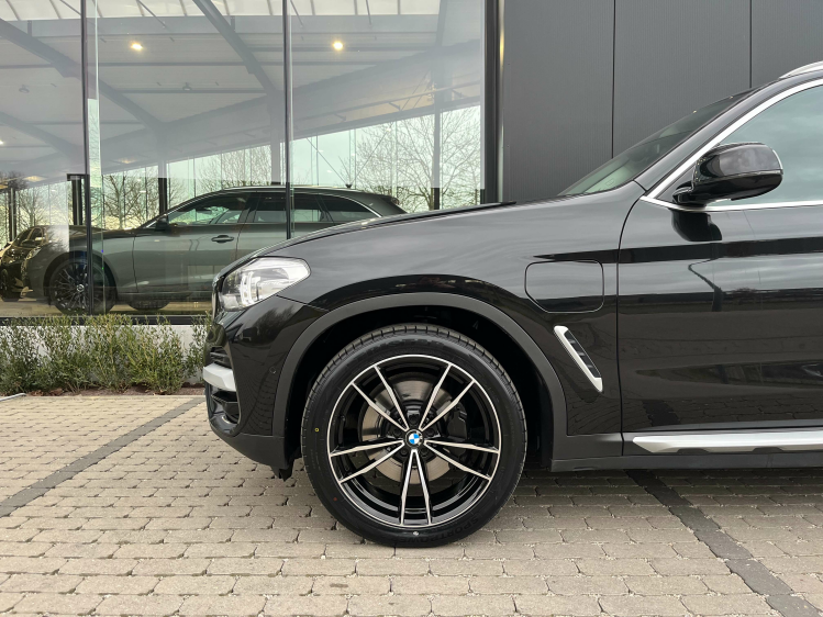 BMW X3 2.0iA xDrive30e X-Line Sportzetels/Camera/HUD/DAB+ Leconte Motors