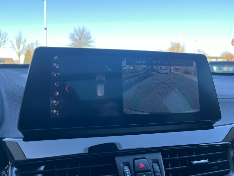 BMW X1 1.5iA xDrive25e Panodak/Sportzetels/Camera/HUD/... Leconte Motors