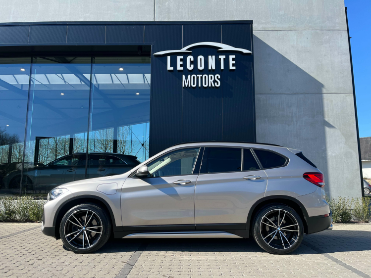 BMW X1 1.5iA xDrive25e Panodak/Sportzetels/Camera/HUD/... Leconte Motors