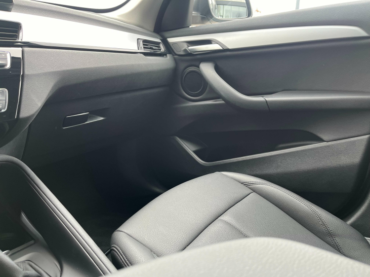 BMW X1 1.5iA xDrive25e Hybrid Leder/Camera/HUD/LED/Cruise Leconte Motors