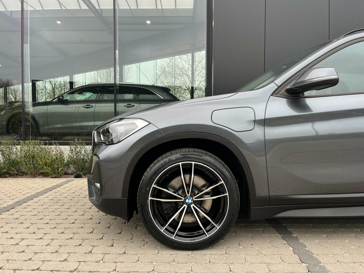 BMW X1 1.5iA xDrive25e Hybrid Leder/Camera/HUD/LED/Cruise Leconte Motors