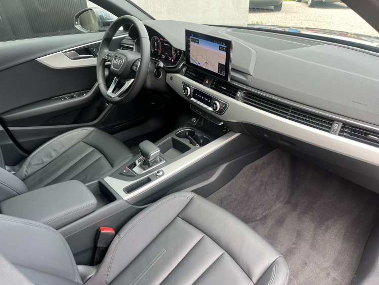 Audi A4 Avant 30 TDI Panodak/Leder/Carplay/Virtual/Camera Leconte Motors