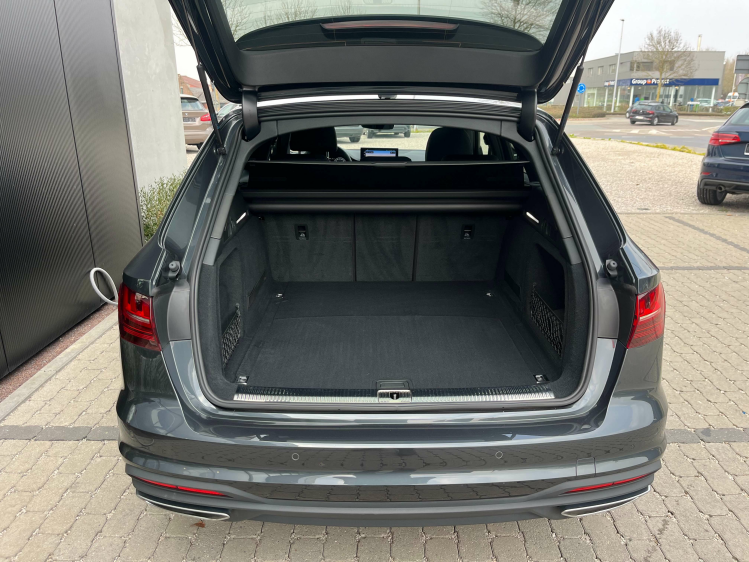 Audi A4 Avant 30 TDI Panodak/Leder/Carplay/Virtual/Camera Leconte Motors