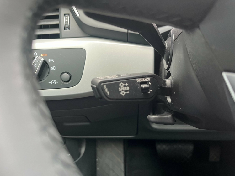 Audi A4 Avant 30 TDI Panodak/Leder/Carplay/Virtual/Camera Leconte Motors