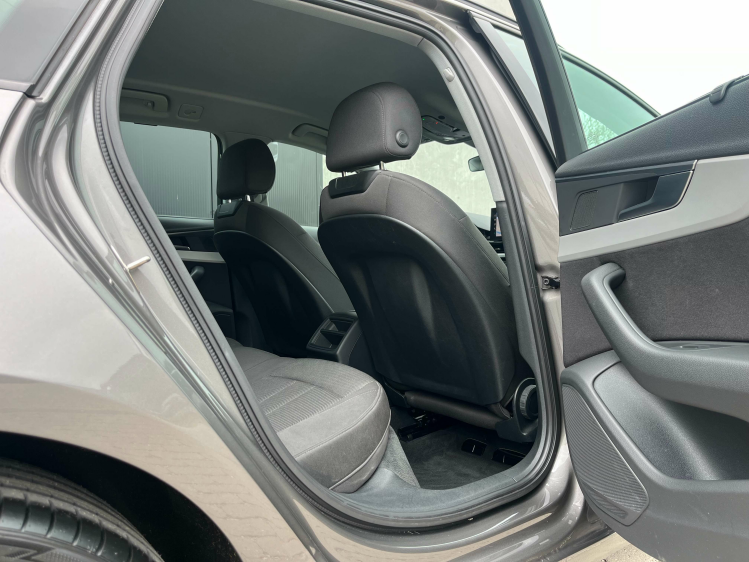 Audi A4 Avant 35 TFSI S tronic Navigatie/Cruise/PDC/BLTH.. Leconte Motors