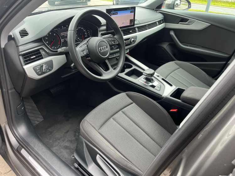 Audi A4 Avant 35 TFSI S tronic Navigatie/Cruise/PDC/BLTH.. Leconte Motors