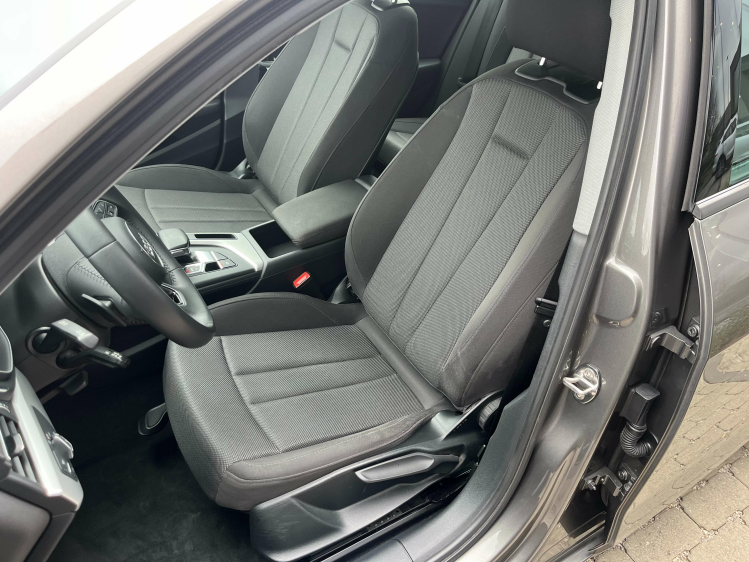 Audi A4 Avant 35 TFSI S tronic Navigatie/Cruise/PDC/BLTH.. Leconte Motors