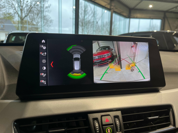 BMW X1 1.5iA xDrive25e Hybrid Panodak/Leder/Camera/HUD/.. Leconte Motors
