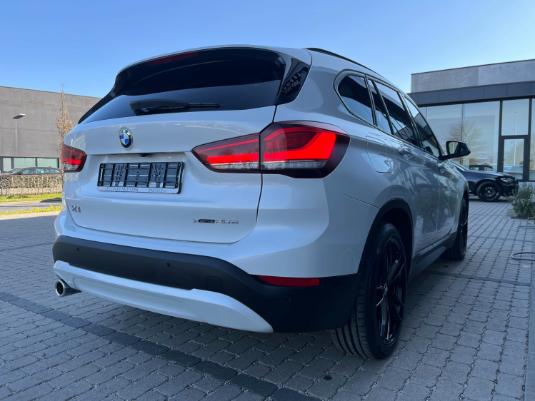 BMW X1 1.5iA xDrive25e Hybrid Panodak/Leder/Camera/HUD/.. Leconte Motors