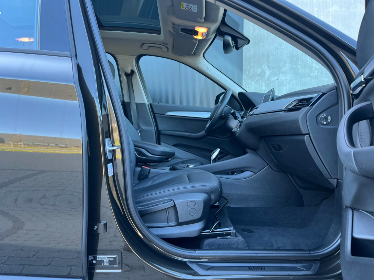 BMW X1 1.5iA sDrive18 Panodak/Leder/Gps-Pro/CAM/Carplay.. Leconte Motors