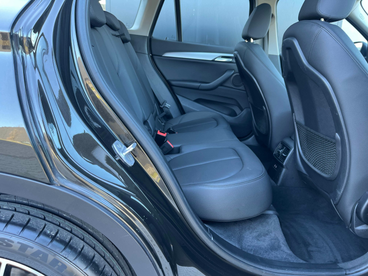 BMW X1 1.5iA sDrive18 Panodak/Leder/Gps-Pro/CAM/Carplay.. Leconte Motors