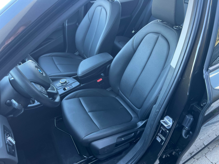 BMW X1 1.5iA sDrive18 Panodak/Leder/Gps-Pro/CAM/Carplay.. Leconte Motors