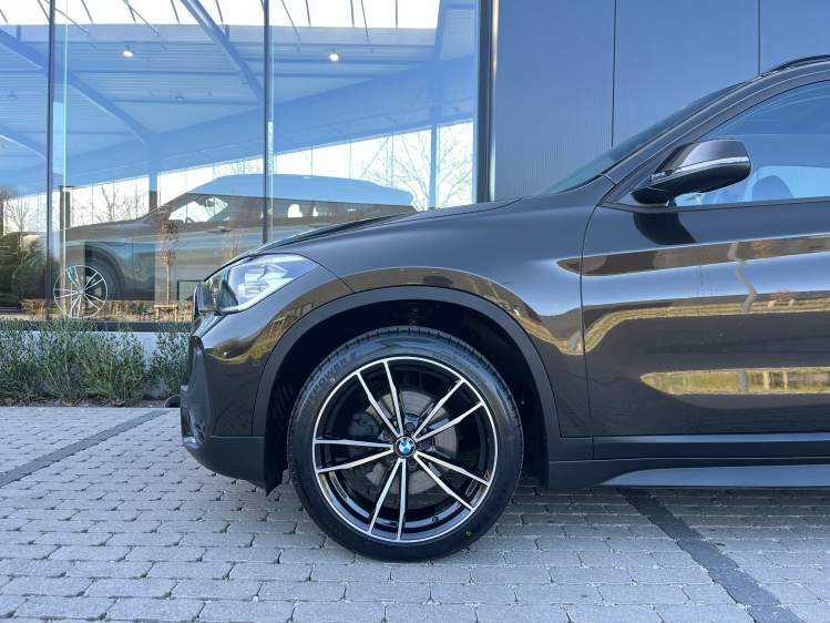 BMW X1 1.5iA sDrive18 Panodak/Leder/Gps-Pro/CAM/Carplay.. Leconte Motors