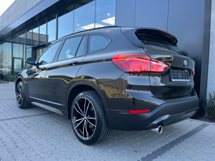 BMW X1 1.5iA sDrive18 Panodak/Leder/Gps-Pro/CAM/Carplay.. Leconte Motors