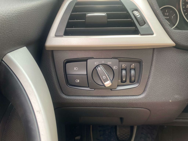 BMW 316 316d Berline Facelift 80.000km Full-LED/Gps/PDC/.. Leconte Motors