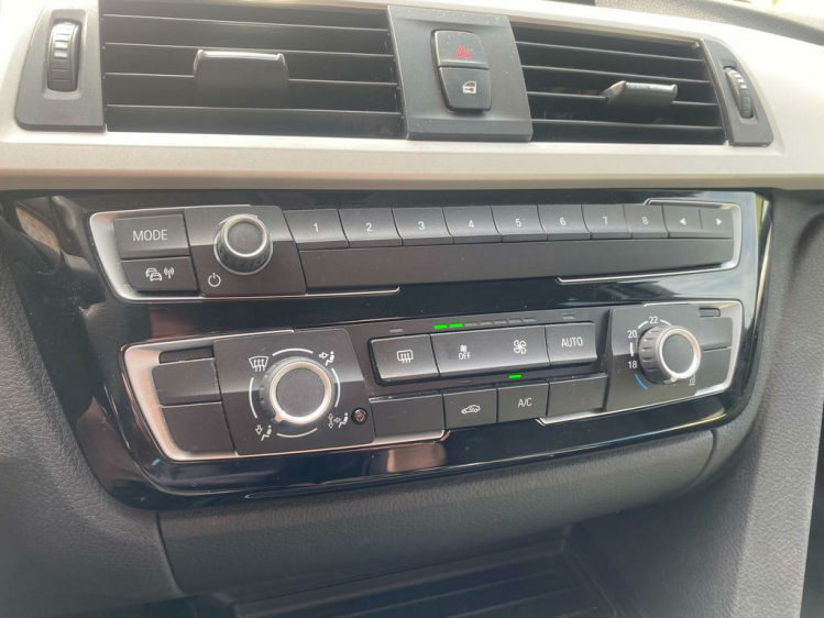 BMW 316 316d Berline Facelift 80.000km Full-LED/Gps/PDC/.. Leconte Motors