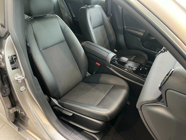 Mercedes-Benz CLA 200 iA DCT Shooting Brake Leder/Gps/Camera/Cruise/BLTH Leconte Motors