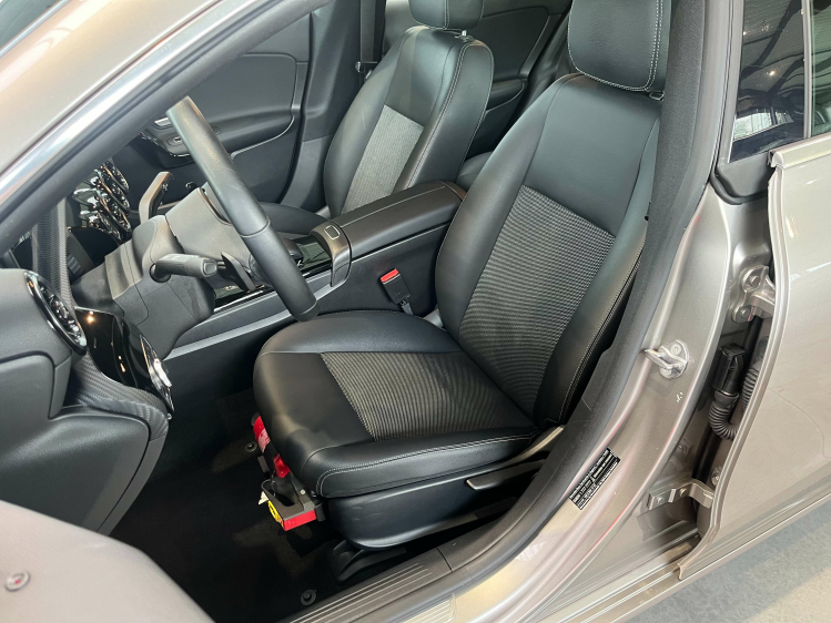 Mercedes-Benz CLA 200 iA DCT Shooting Brake Leder/Gps/Camera/Cruise/BLTH Leconte Motors