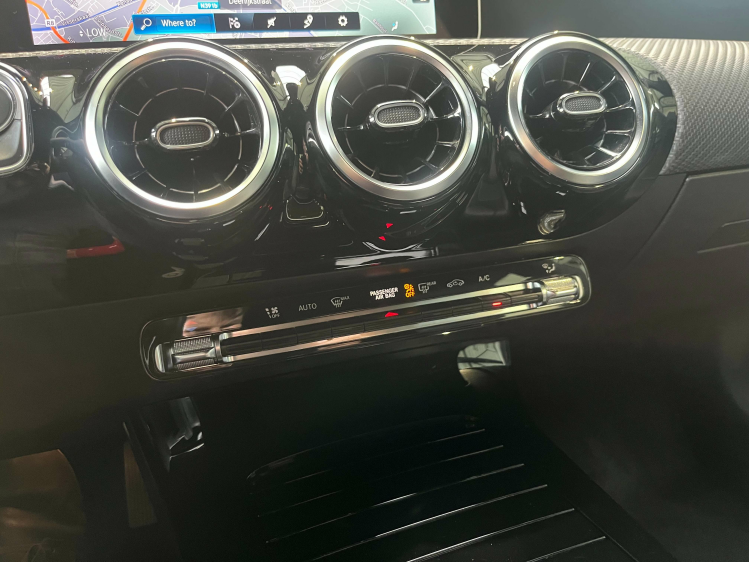 Mercedes-Benz CLA 200 iA DCT Shooting Brake Leder/Gps/Camera/Cruise/BLTH Leconte Motors