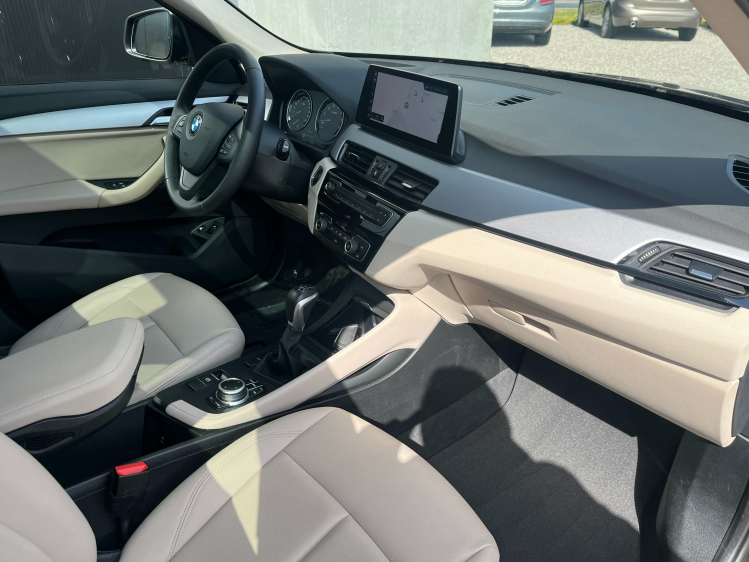 BMW X1 1.5iA xDrive25e Hybrid Panodak/Leder/Camera/HUD... Leconte Motors