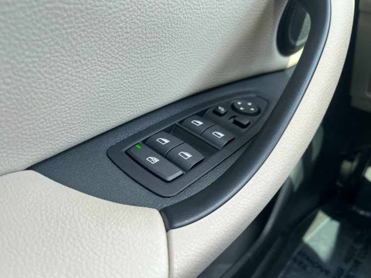 BMW X1 1.5iA xDrive25e Hybrid Panodak/Leder/Camera/HUD... Leconte Motors