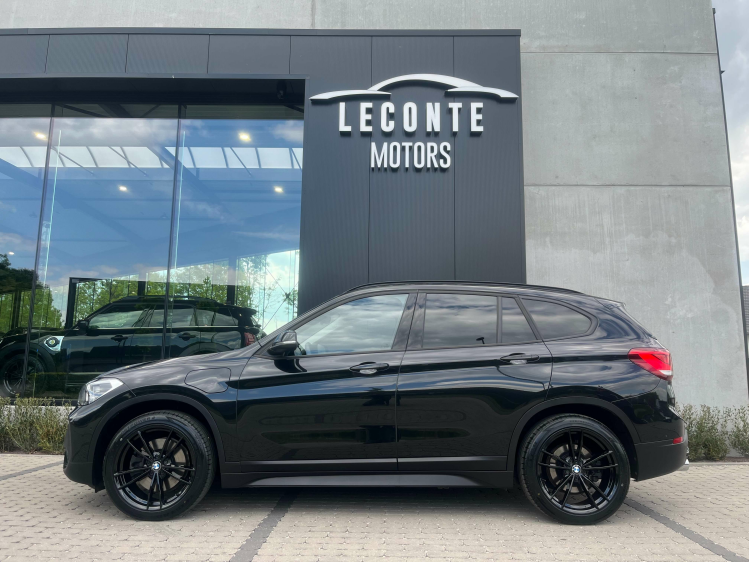 BMW X1 1.5iA xDrive25e Hybrid LED/Leder/Carplay/CAM/HUD.. Leconte Motors