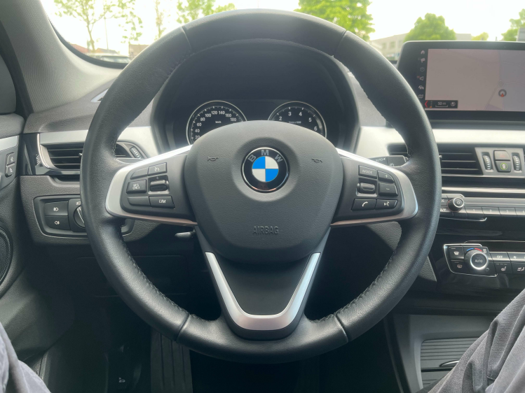 BMW X1 1.5iA xDrive25e Hybrid LED/Leder/Carplay/HUD/CAM.. Leconte Motors