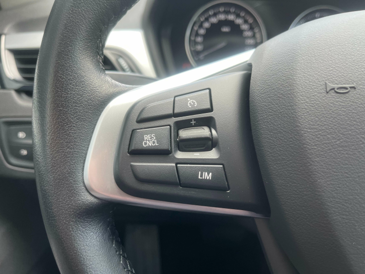 BMW X1 1.5iA xDrive25e Hybrid LED/Leder/Carplay/HUD/CAM.. Leconte Motors