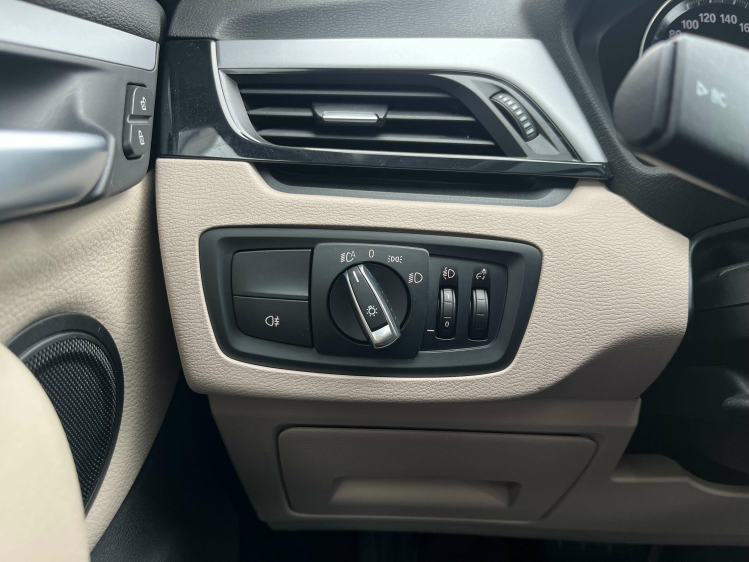 BMW X1 1.5iA sDrive18 Panodak/LED/Leder/Gps/Cruise/PDC Leconte Motors