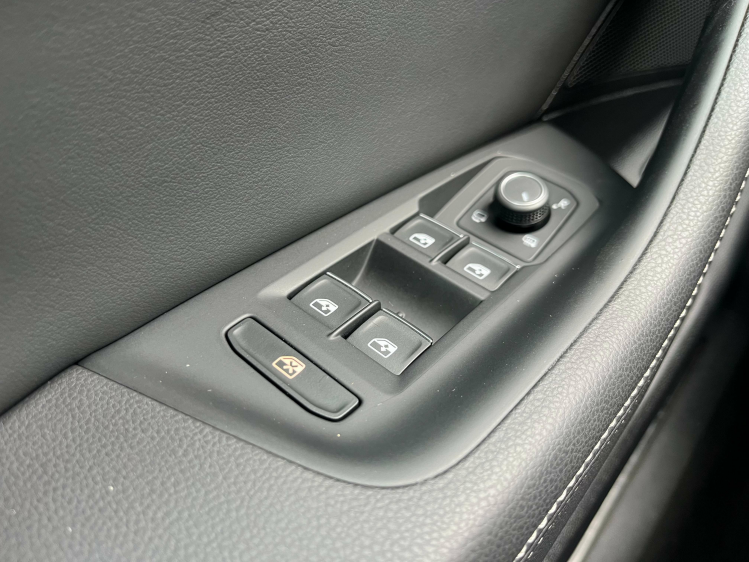 Volkswagen Passat 2.0 TSI 4Motion DSG R-Line Virtual/Carplay/Camera Leconte Motors