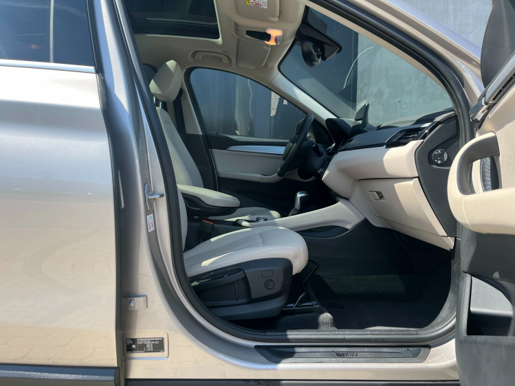 BMW X1 1.5iA xDrive25e Hybride Panodak/Leder/Camera/HUD.. Leconte Motors