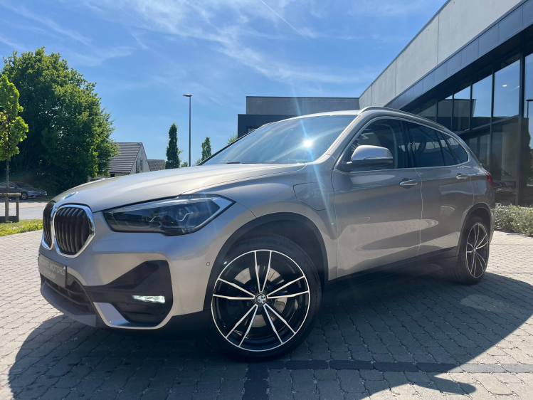BMW X1 1.5iA xDrive25e Hybride Panodak/Leder/Camera/HUD.. Leconte Motors