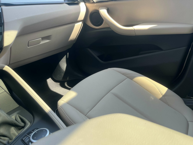 BMW X1 1.5iA xDrive25e Hybride Panodak/Leder/Camera/HUD.. Leconte Motors