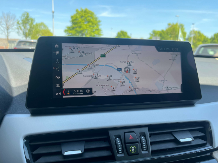 BMW X1 1.5iA xDrive25e Hybride Panodak/Leder/Camera/HUD.. Leconte Motors