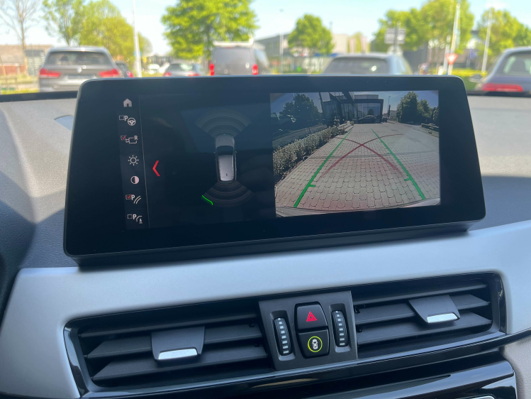 BMW X1 1.5iA xDrive25e Hybride Panodak/Leder/Camera/HUD.. Leconte Motors