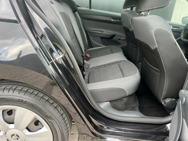 Skoda Fabia 1.0i Ambition Navigatie/Airco/Bluetooth/Limit-Cont Leconte Motors