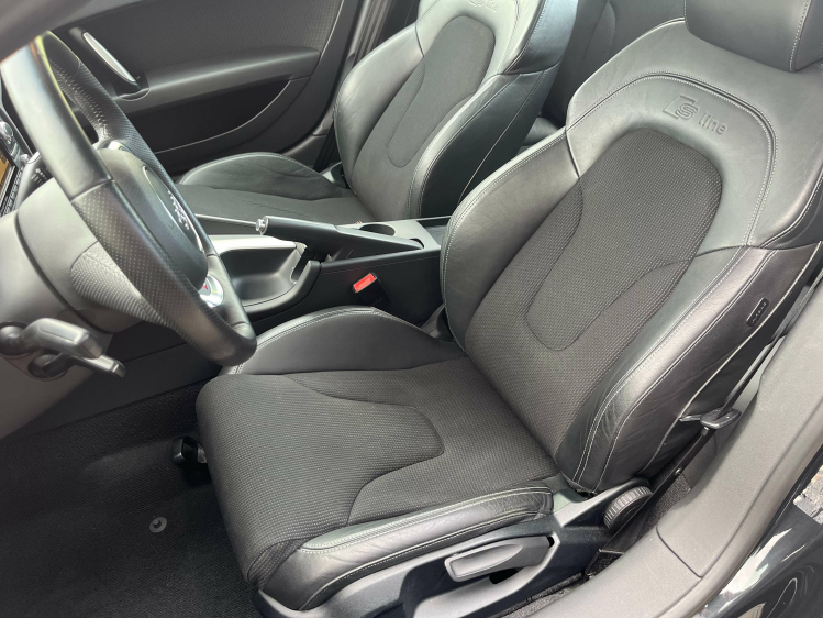 Audi TT Coupé 1.8 TFSI S line Navigatie/Cruise/PDC/19' Leconte Motors