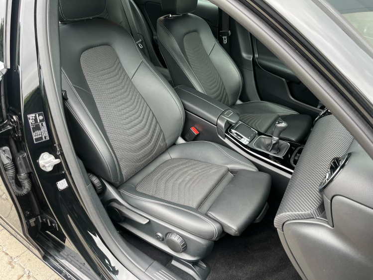 Mercedes-Benz A 180 Lederen-Sportzetels/Gps/Carplay/Camera/Zetelverwar Leconte Motors