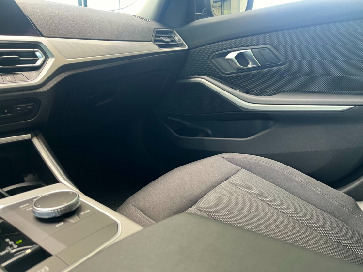 BMW 318 Touring dA MHEV LED/Navigatie/Carplay/Cruise/PDC Leconte Motors