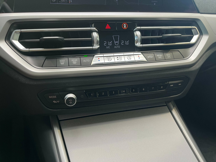 BMW 318 Touring dA MHEV LED/Navigatie/Carplay/Cruise/PDC Leconte Motors
