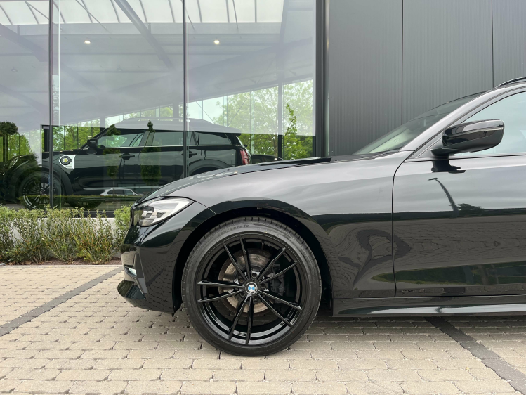 BMW 318 Touring dA MHEV LED/Navigatie/Carplay/Cruise/PDC Leconte Motors