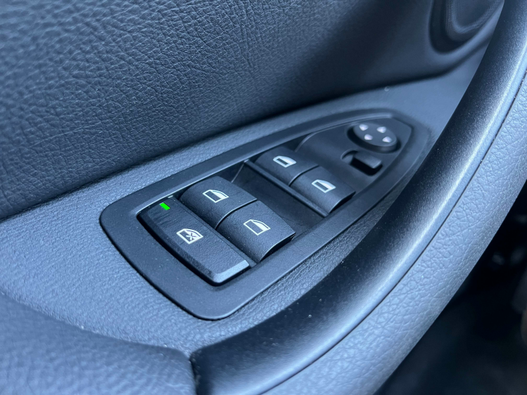 BMW X1 2.0 dA sDrive18 Leder/Navigatie-Pro/Carplay/PDC... Leconte Motors