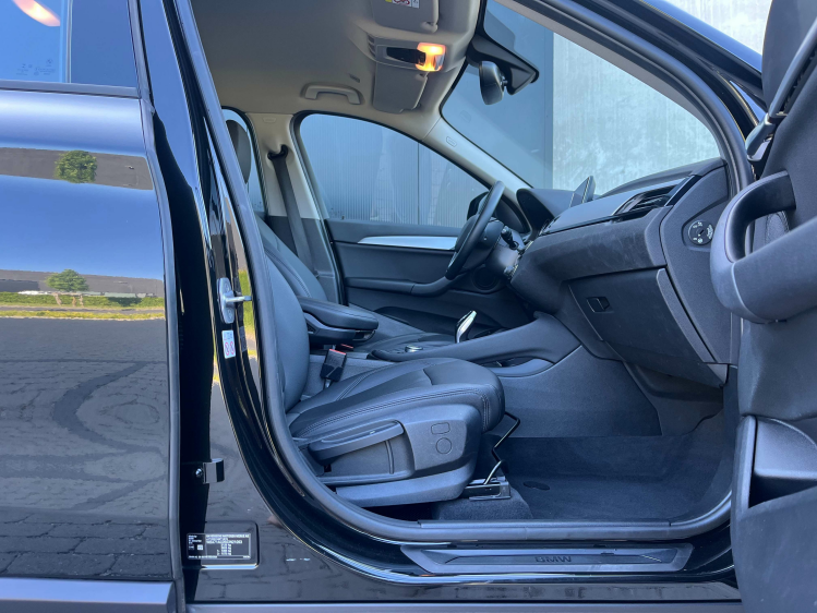 BMW X1 2.0 dA sDrive18 Leder/Navigatie-Pro/Carplay/PDC... Leconte Motors